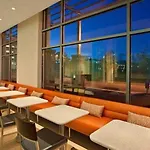 Springhill Suites Pittsburgh Southside Works 
